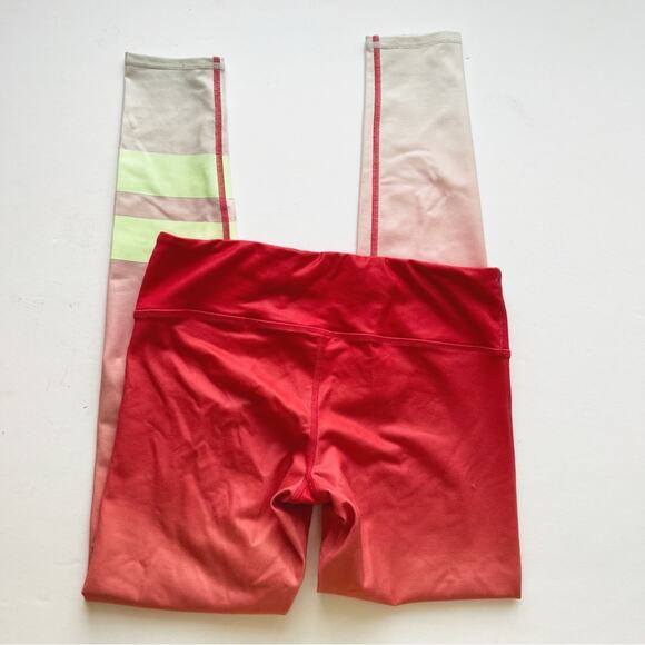 ALO YOGA Airbrush Ombre Legging Red - Picture 4 of 5